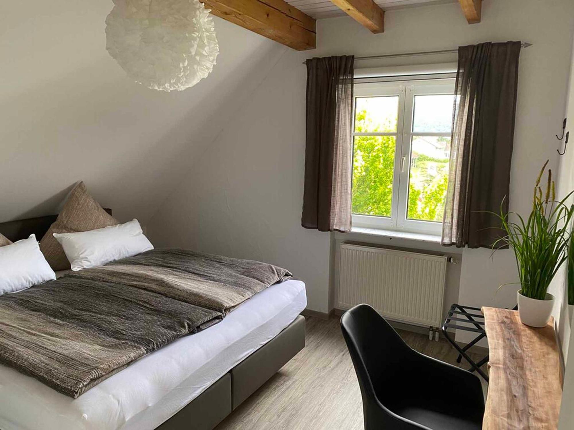 Ferienwohnung Weingut Sturm Buergstadt Exterior foto